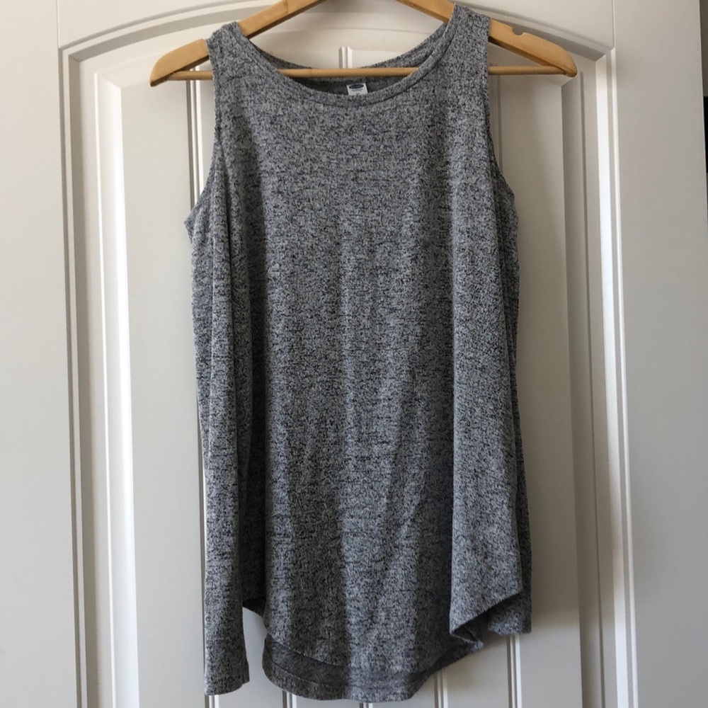 Old Navy cold shoulder sweater size XS
